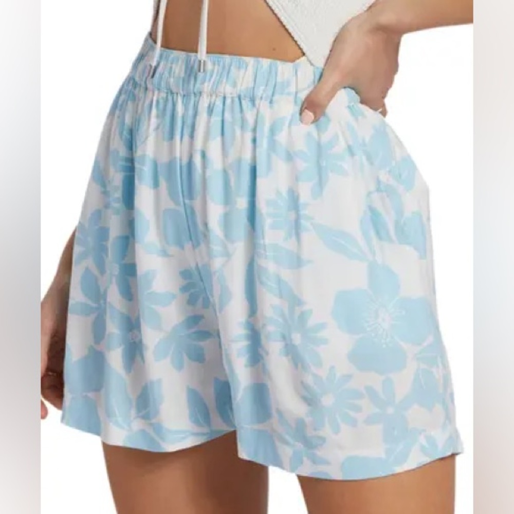 Billabong Sea Ya Leaf Print Shorts Size M
